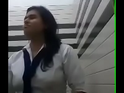 indian office chick pleasing her boss