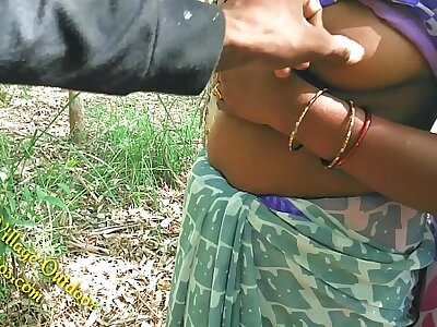 Indian Desi Village Aunty Getting Nailed Outdoor